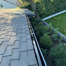 Revive-Shine-Gutter-and-Window-Cleaning-in-Long-Beach-CA 2