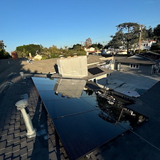 Revive-Shine-Gutter-and-Window-Cleaning-in-Long-Beach-CA 8